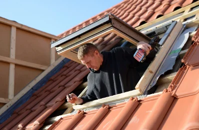 Pose de fenêtres de toit Velux à Brutelles